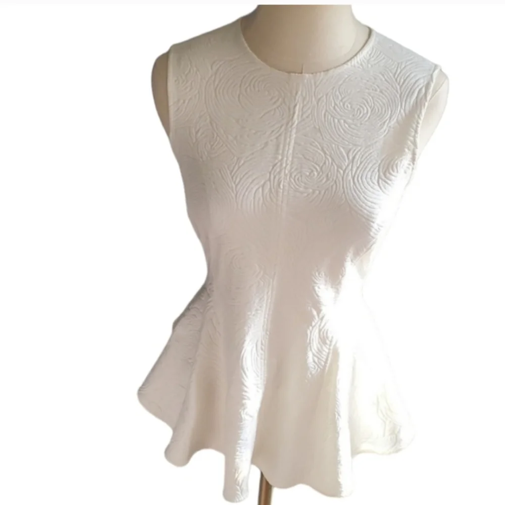 Theory white Peplum   top size s - Picture 15 of 15